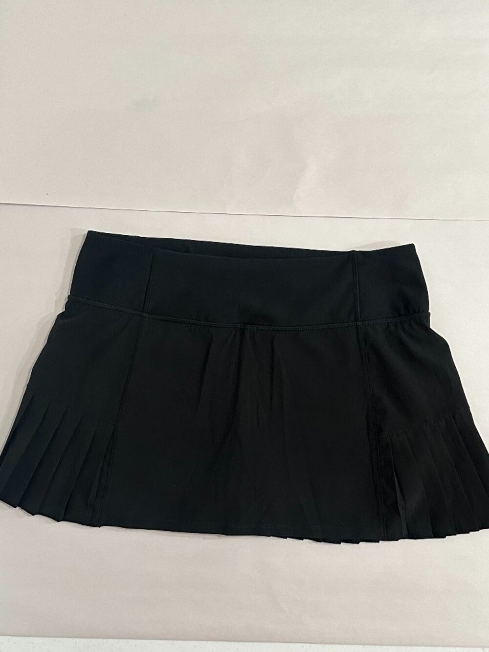 Mondetta Black Pleated Athletic Skort Zip Pocket Size M